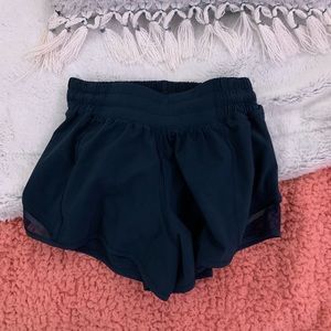 lulu navy hotty hot shorts